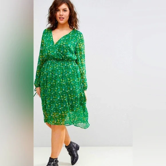 boohoo green floral wrap dress Signature Wrap Dress in Sage Blossom – Jennafer Grace main image 0